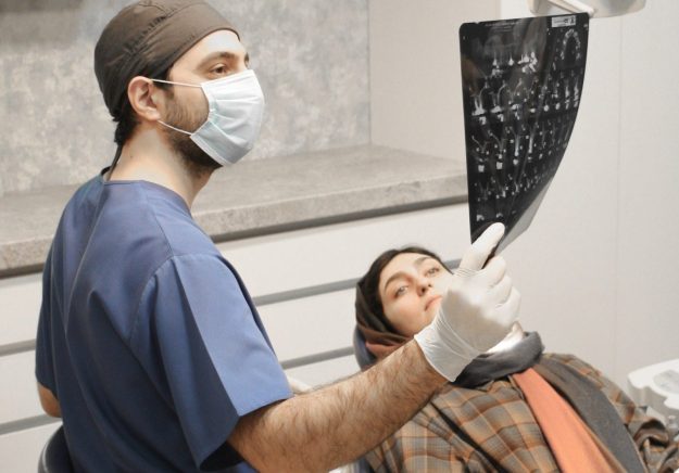 مشاوره دندان پزشکی