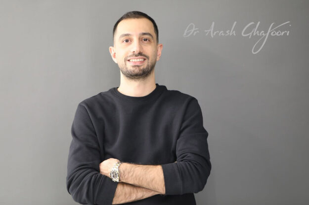 دکتر آرش غفوری متخصص ایمپلنت در تهران